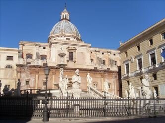Piazza della vergogna